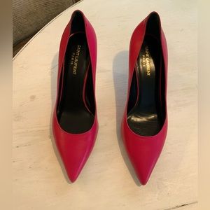 New (without box) YSL Saint Laurent Pink Pointed Toe Heel